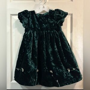 🎄 two turtle doves by Sweet Potatoes Green Christmas Holiday Velvet Dress sz 4T